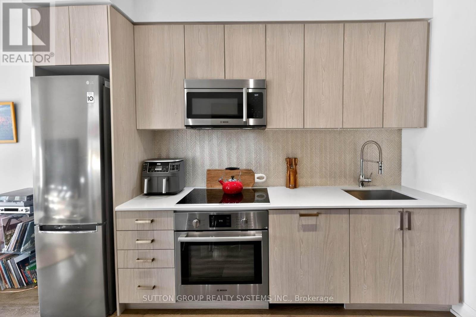 316 - 293 The Kingsway, Toronto, Ontario  M9A 0E8 - Photo 18 - W13025926