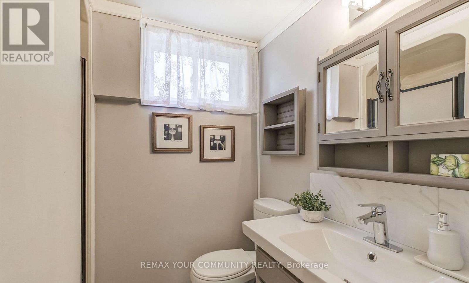 Lower - 2661 Council Ring Road, Mississauga, Ontario  L5L 1S6 - Photo 5 - W13025928