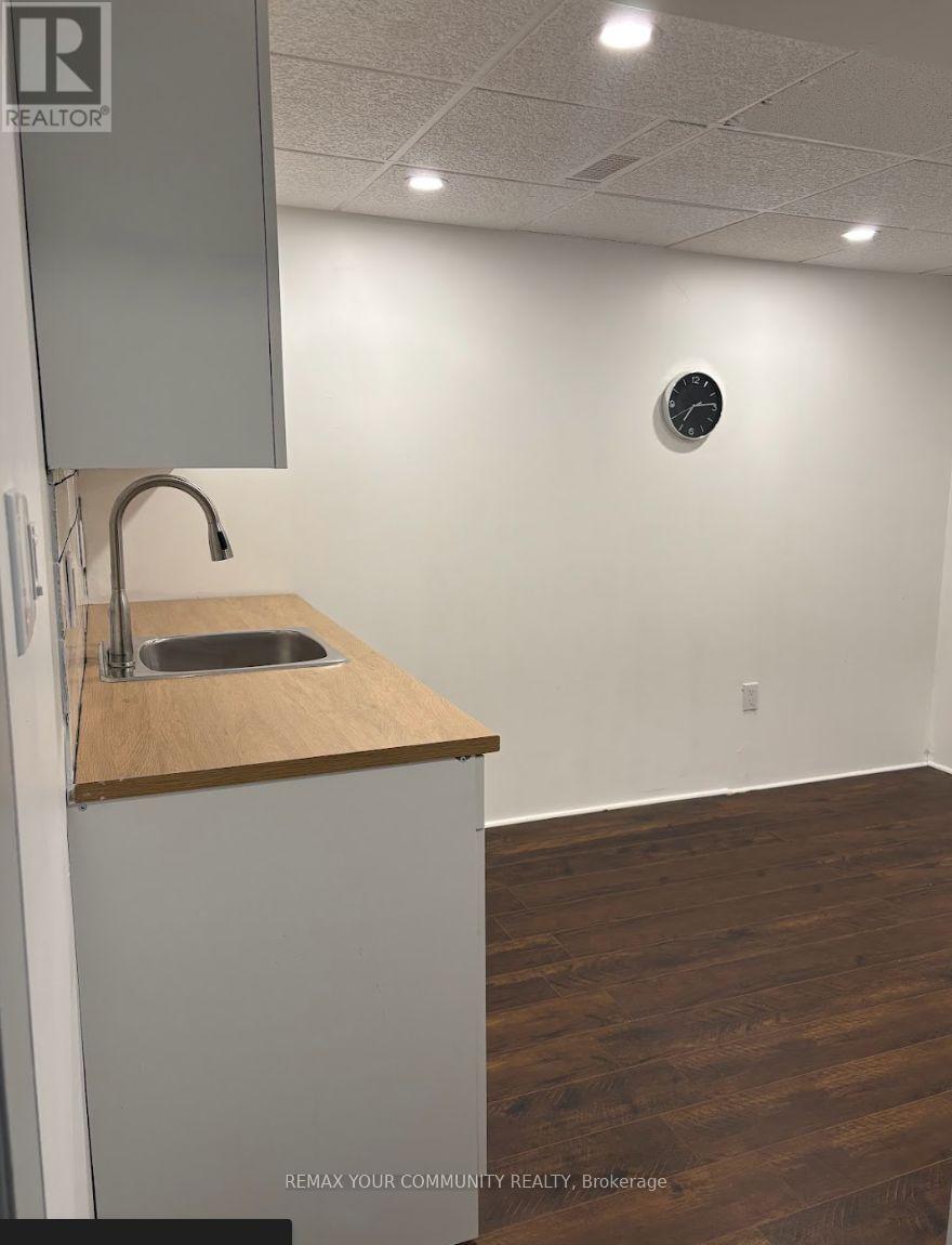 Lower - 2661 Council Ring Road, Mississauga, Ontario  L5L 1S6 - Photo 8 - W13025928