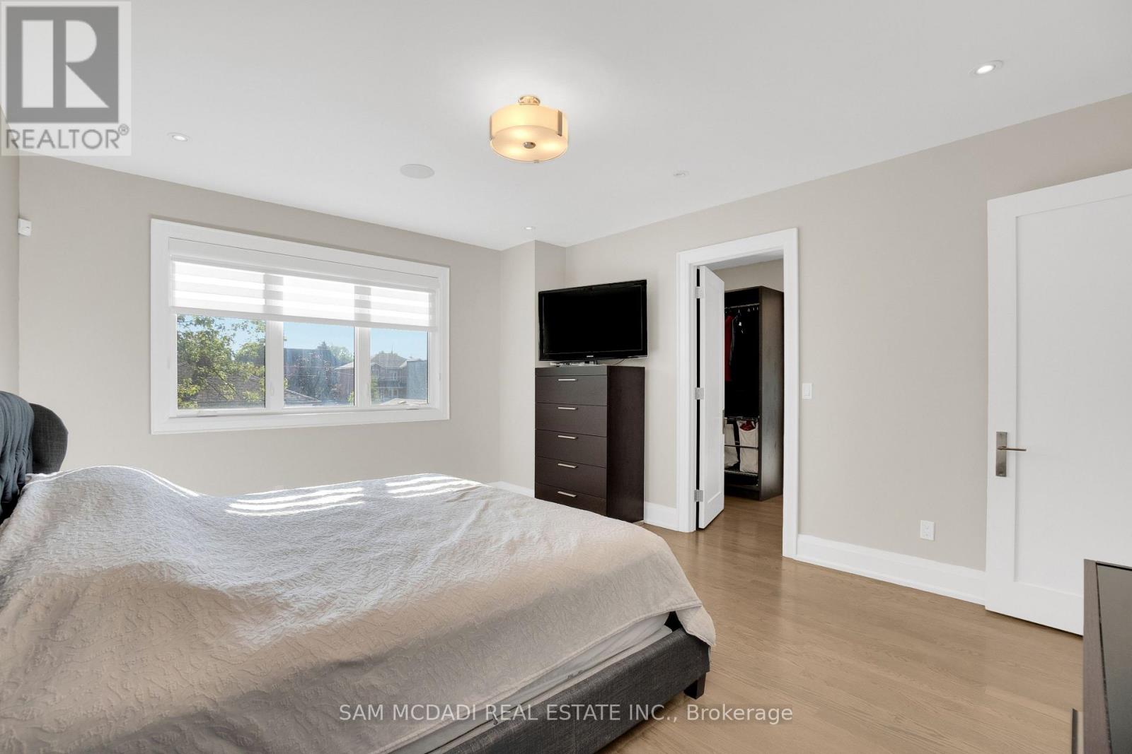 1196 Strathy Avenue, Mississauga, Ontario  L5E 2K6 - Photo 20 - W13025934