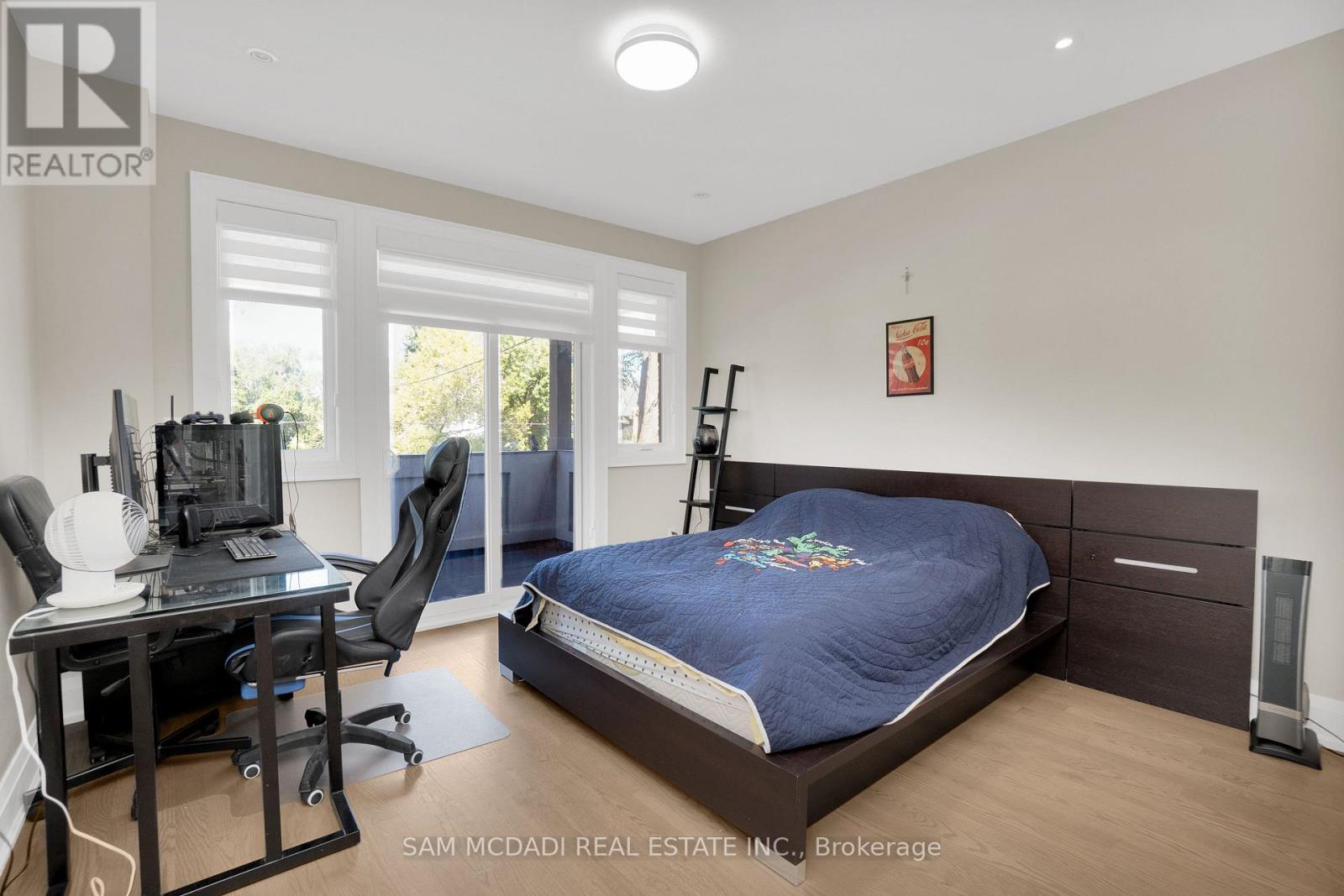 1196 Strathy Avenue, Mississauga, Ontario  L5E 2K6 - Photo 24 - W13025934