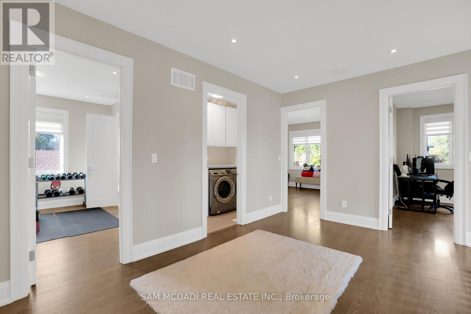 1196 Strathy Avenue, Mississauga, Ontario  L5E 2K6 - Photo 27 - W13025934