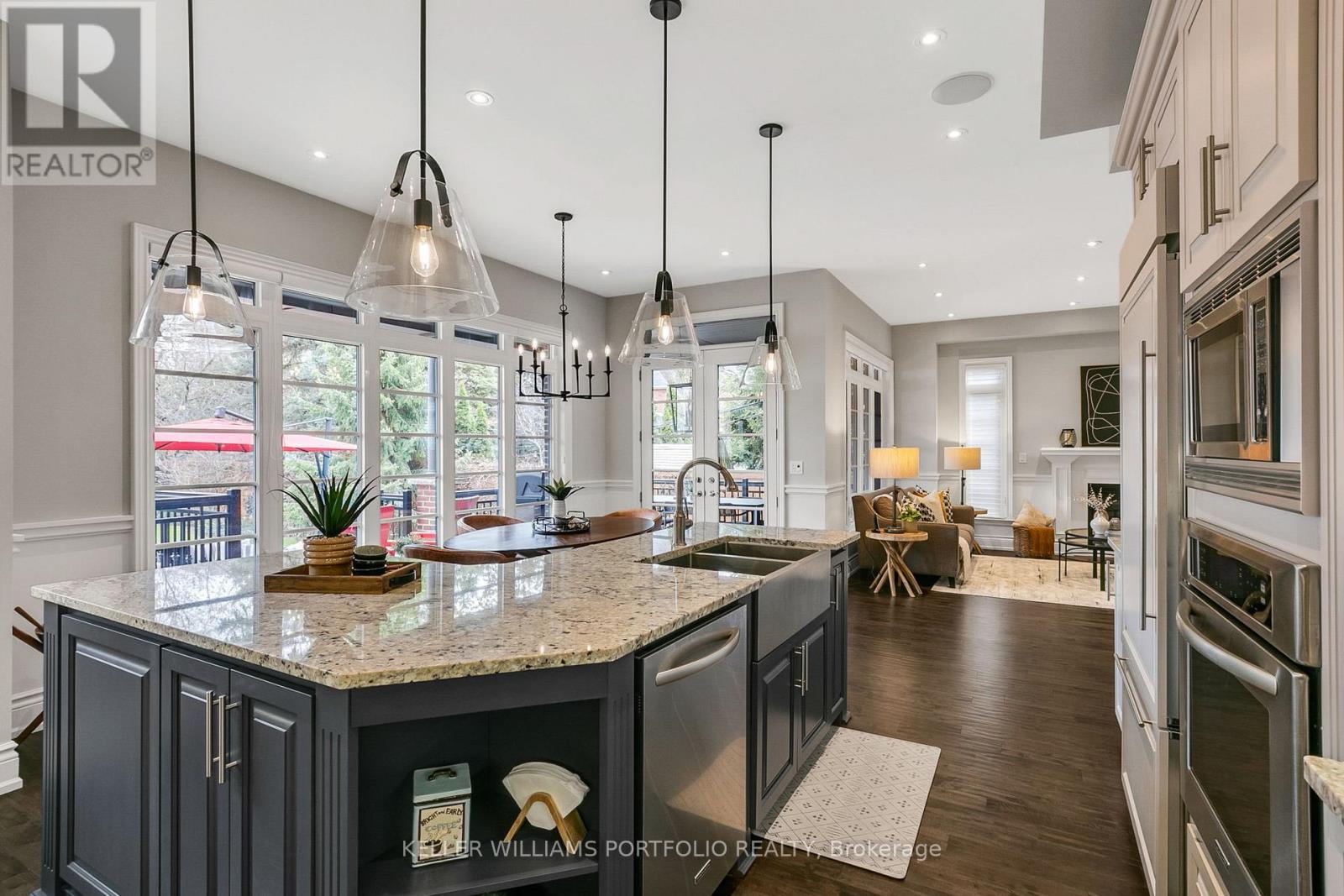 25 Prennan Avenue, Toronto, Ontario  M9B 4B7 - Photo 10 - W13025942