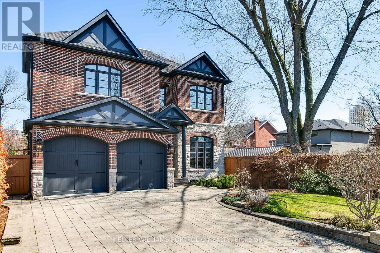 25 Prennan Avenue, Toronto, Ontario  M9B 4B7 - Photo 2 - W13025942