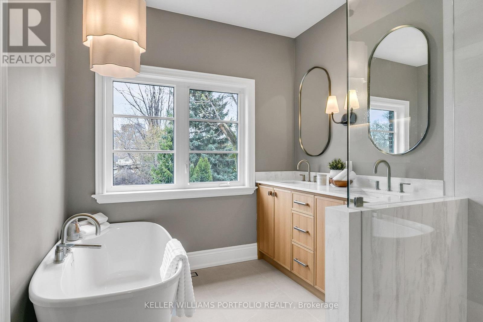 25 Prennan Avenue, Toronto, Ontario  M9B 4B7 - Photo 26 - W13025942