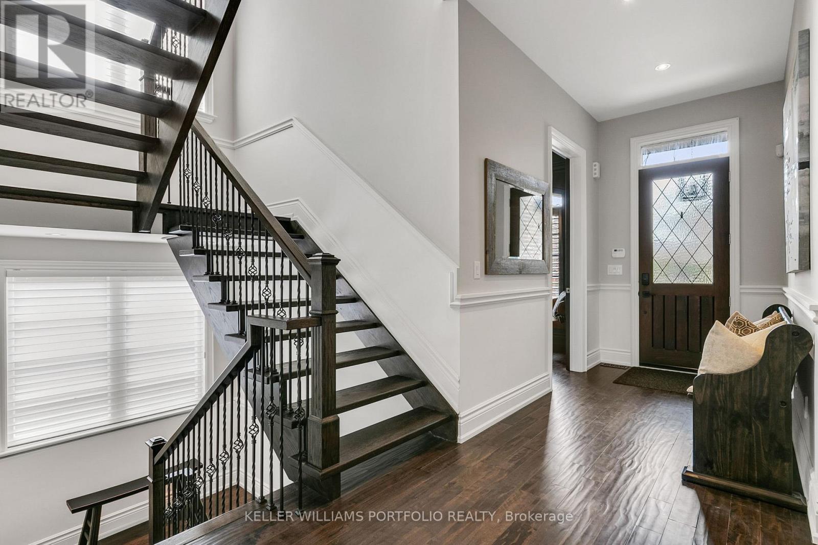 25 Prennan Avenue, Toronto, Ontario  M9B 4B7 - Photo 3 - W13025942