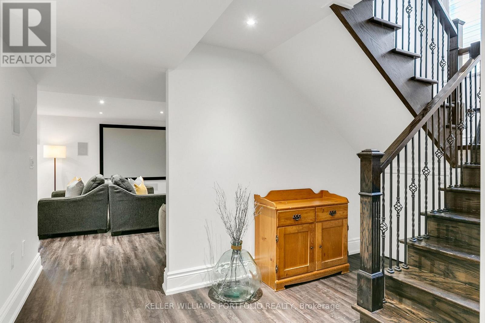 25 Prennan Avenue, Toronto, Ontario  M9B 4B7 - Photo 37 - W13025942