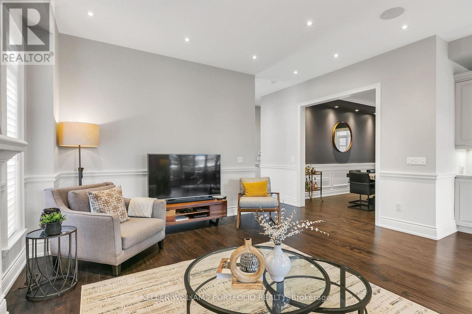 25 Prennan Avenue, Toronto, Ontario  M9B 4B7 - Photo 5 - W13025942