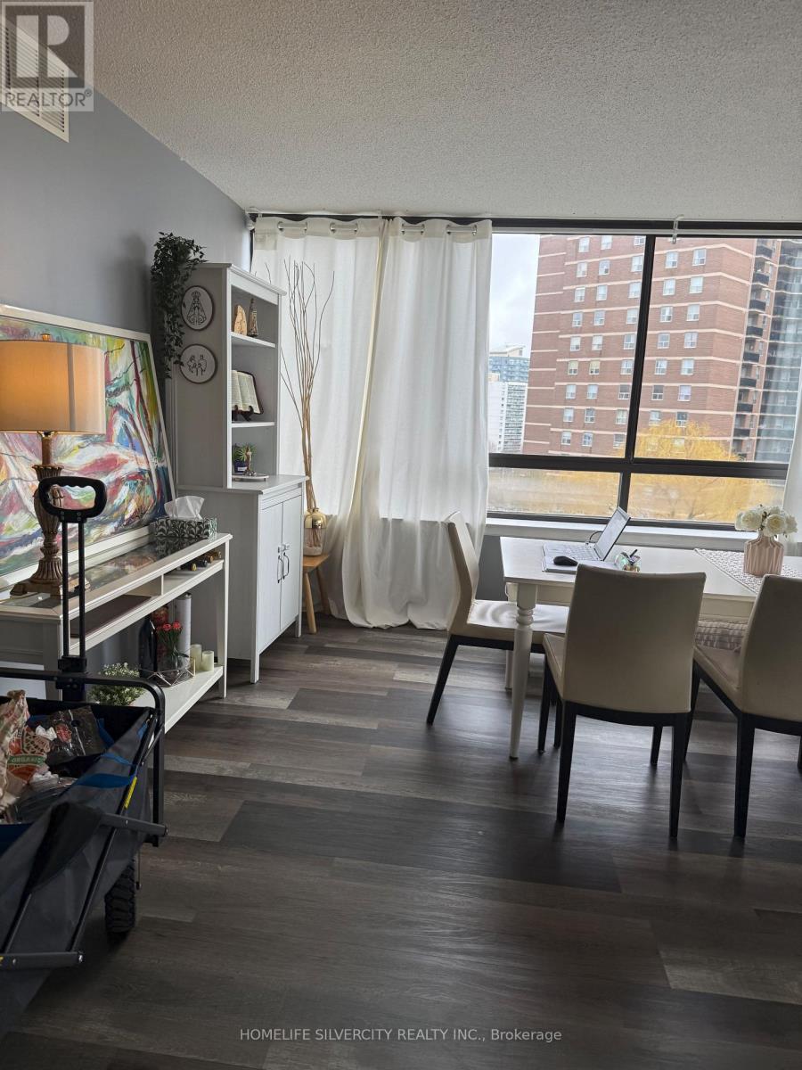 707 - 40 Richview Road, Toronto, Ontario  M9A 5C1 - Photo 4 - W13025964