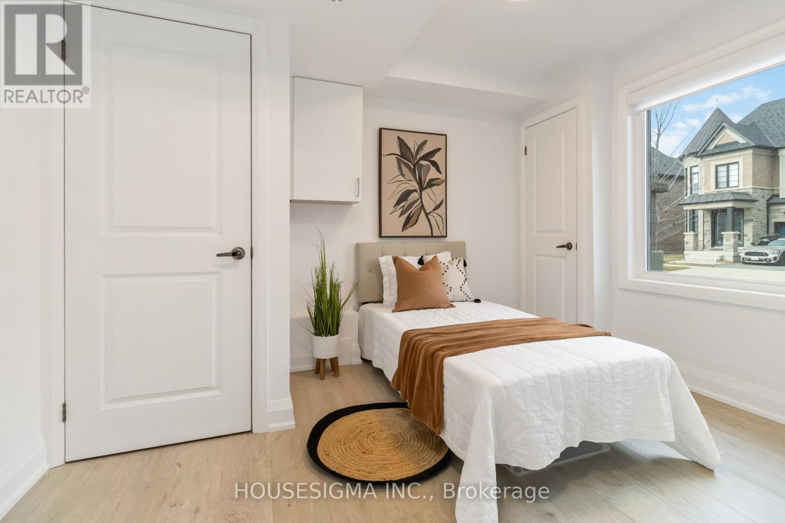 1264 Merton Road, Oakville, Ontario  L6M 5M1 - Photo 5 - W13025972