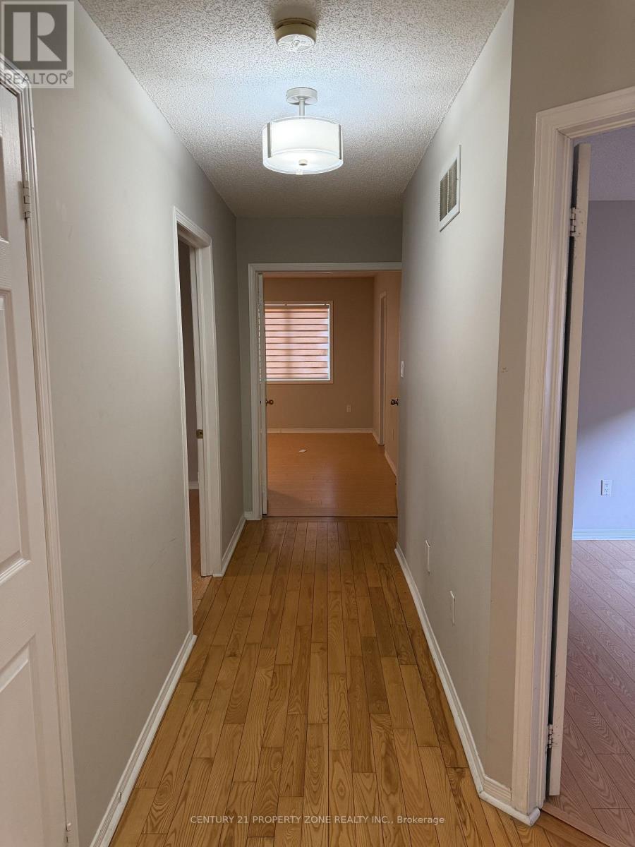 77 Maddybeth Crescent, Brampton, Ontario  L6Y 5R6 - Photo 11 - W13025978