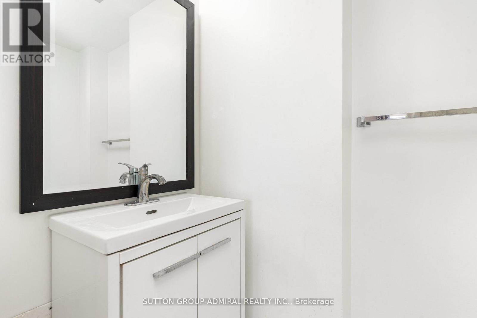 1611 - 3590 Kaneff Crescent, Mississauga, Ontario  L5A 3X3 - Photo 12 - W13025980