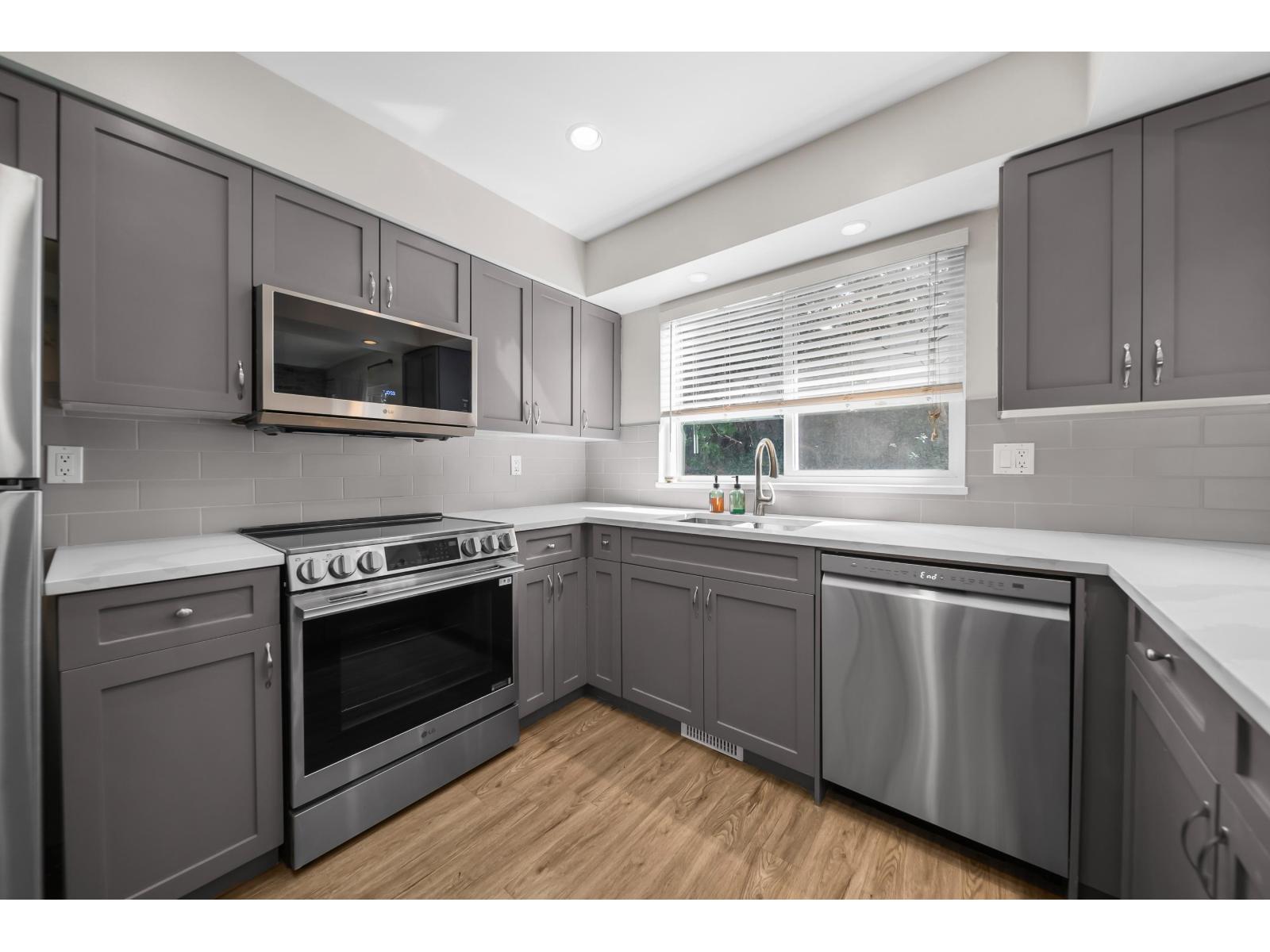 69 3087 Immel Street, Abbotsford, British Columbia  V2S 6Z6 - Photo 10 - R3113366