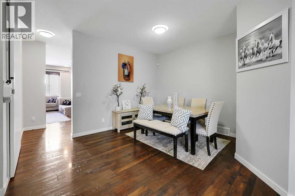 216 Carringvue Manor Nw, Calgary, Alberta  T3P 0W3 - Photo 7 - A2300168