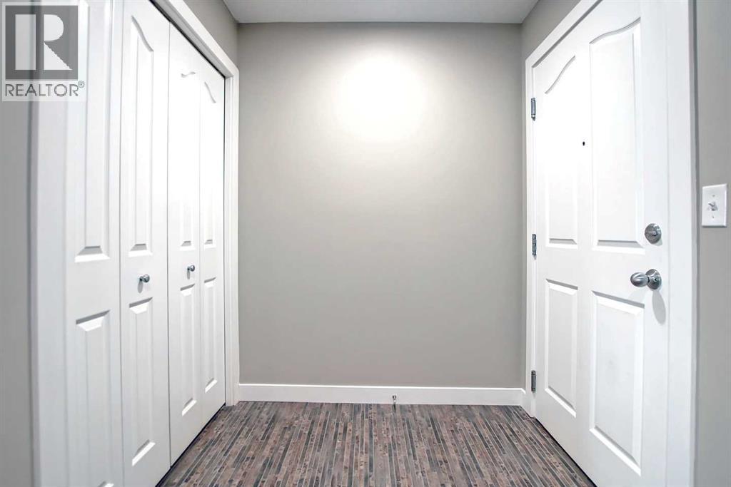 301, 355 Taralake Way Ne, Calgary, Alberta  T3J 0M3 - Photo 6 - A2301037