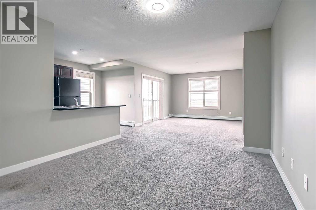 301, 355 Taralake Way Ne, Calgary, Alberta  T3J 0M3 - Photo 10 - A2301037