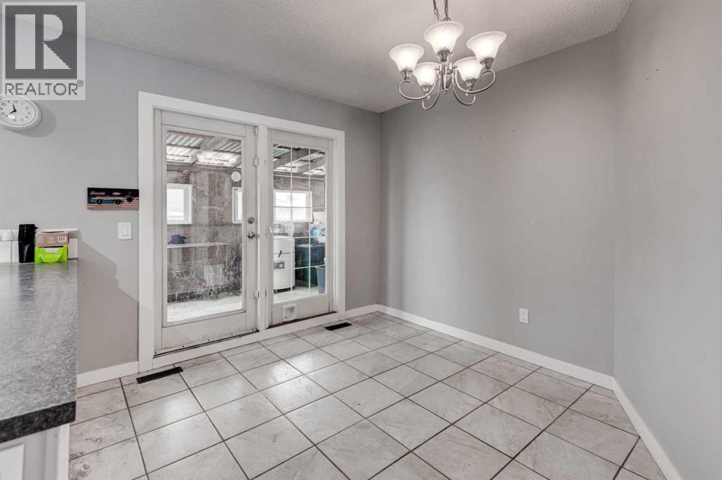 1071 Maitland Drive NE, Calgary, Alberta  T2A 5K1 - Photo 10 - A2301895