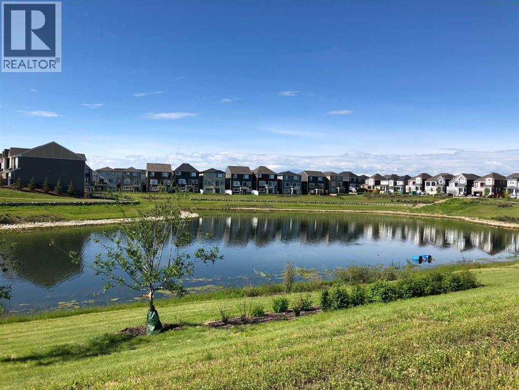 280 Yorkville Manor SW, Calgary, Alberta  T2X 4J6 - Photo 5 - A2302516