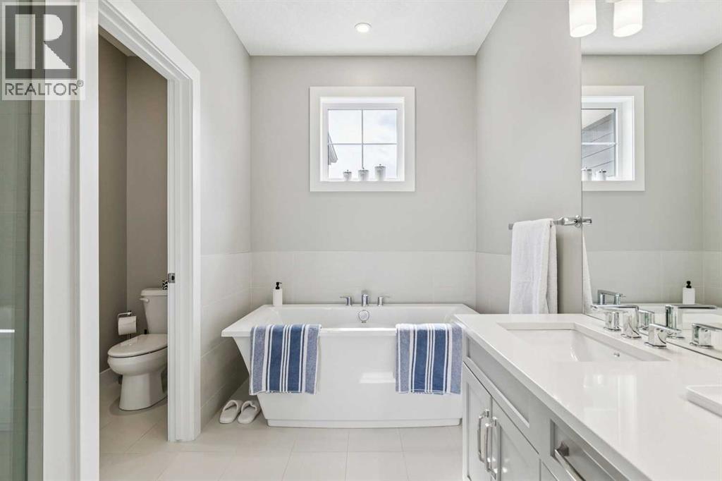 280 Yorkville Manor SW, Calgary, Alberta  T2X 4J6 - Photo 25 - A2302516