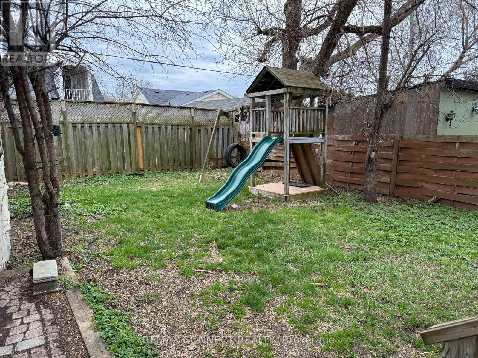 19 Ontario Street, Ajax, Ontario  L1S 1T4 - Photo 6 - E12966324