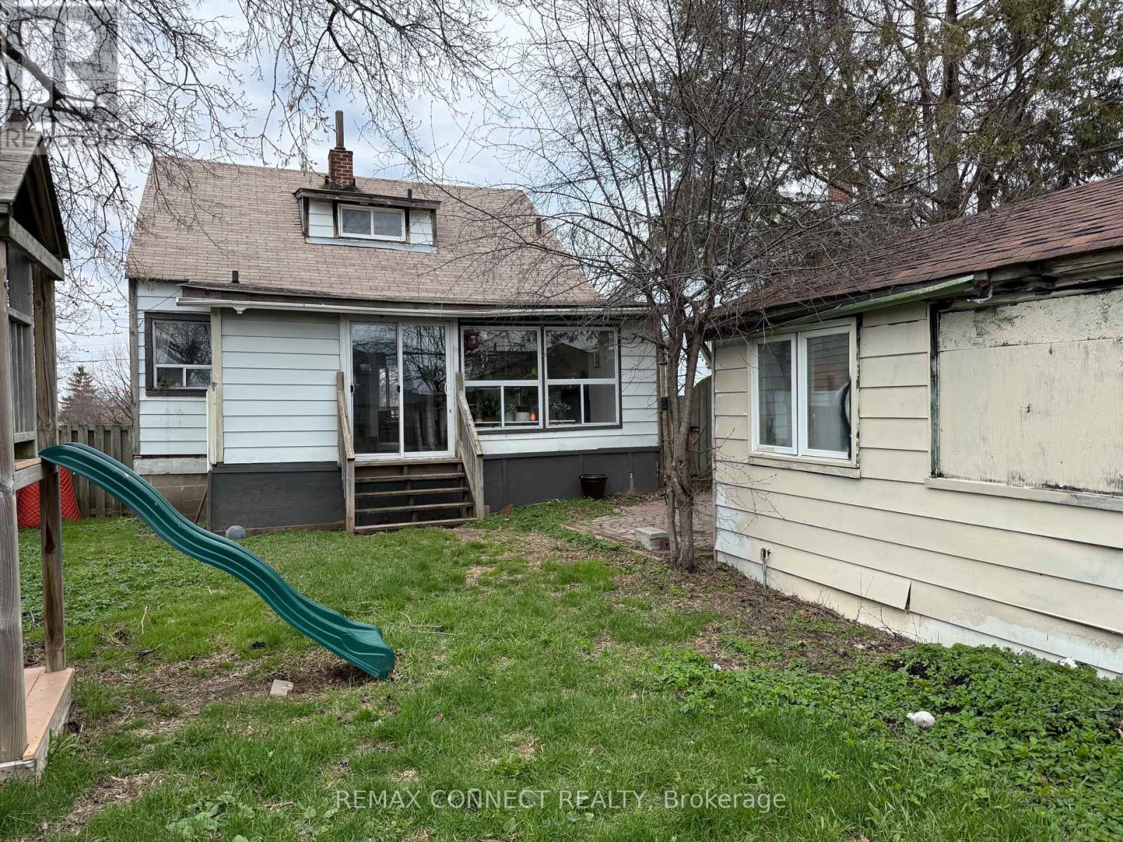 19 Ontario Street, Ajax, Ontario  L1S 1T4 - Photo 7 - E12966324