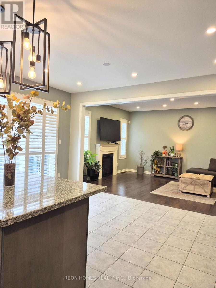 2142 Saffron Drive, Pickering, Ontario  L1X 0E2 - Photo 19 - E13025434