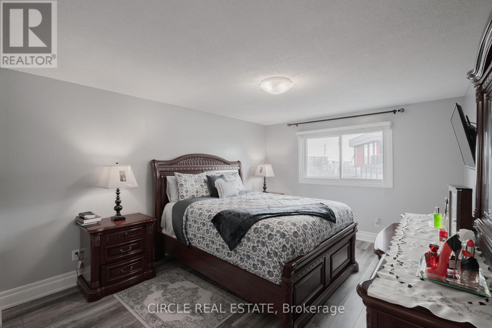 64 Lampman Crescent, Thorold, Ontario  L2V 4K7 - Photo 11 - X13025896