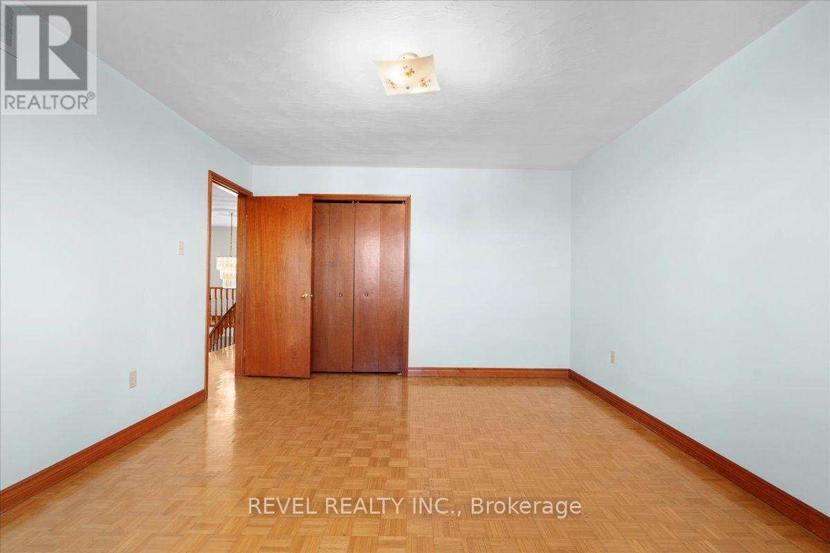 18 Marcel Place, Hamilton, Ontario  L9B 1W3 - Photo 27 - X13025994