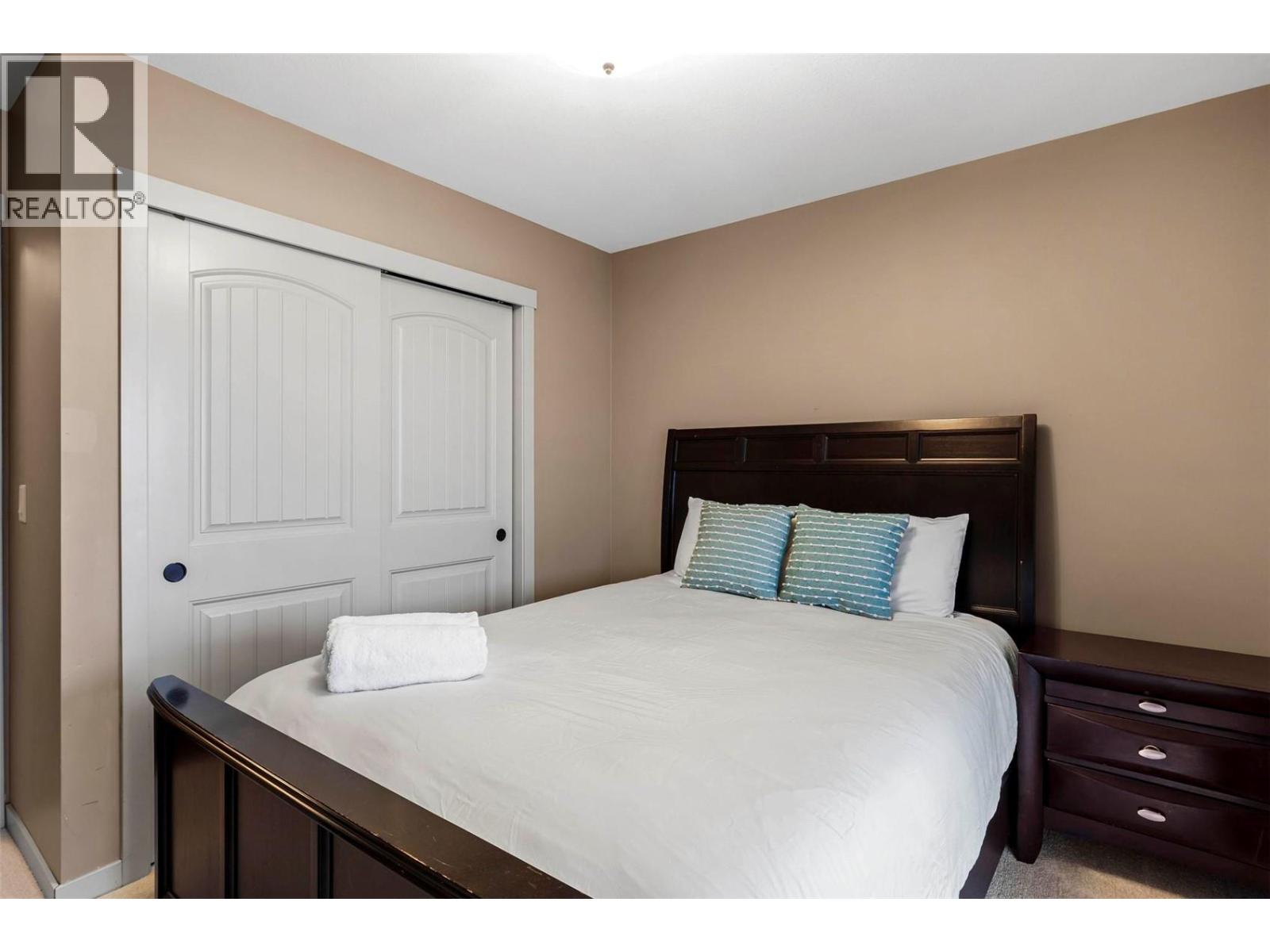 6953 Terazona Drive, Kelowna, British Columbia  V1Z 3R8 - Photo 16 - 10384094