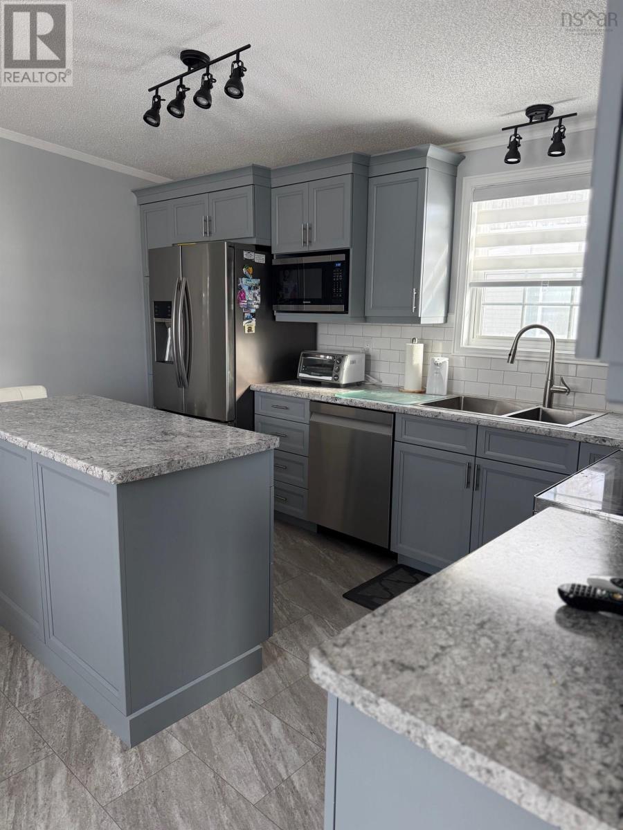 174 Sherbrooke Avenue, Bridgewater, Nova Scotia  B4V 4G1 - Photo 6 - 202601316