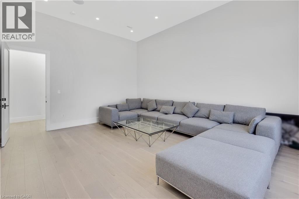 1362 Kenmuir Avenue, Mississauga, Ontario  L5G 4B4 - Photo 16 - 40820733