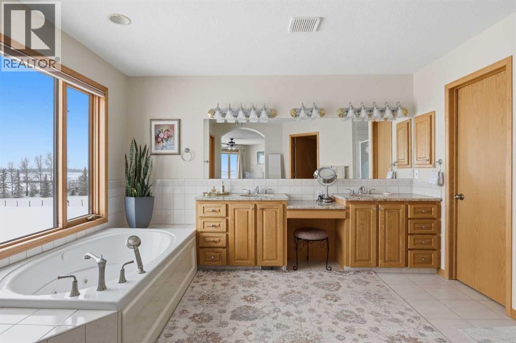 266 Country Lane Drive, Rural Rocky View County, Alberta  T3Z 1J4 - Photo 17 - A2302168