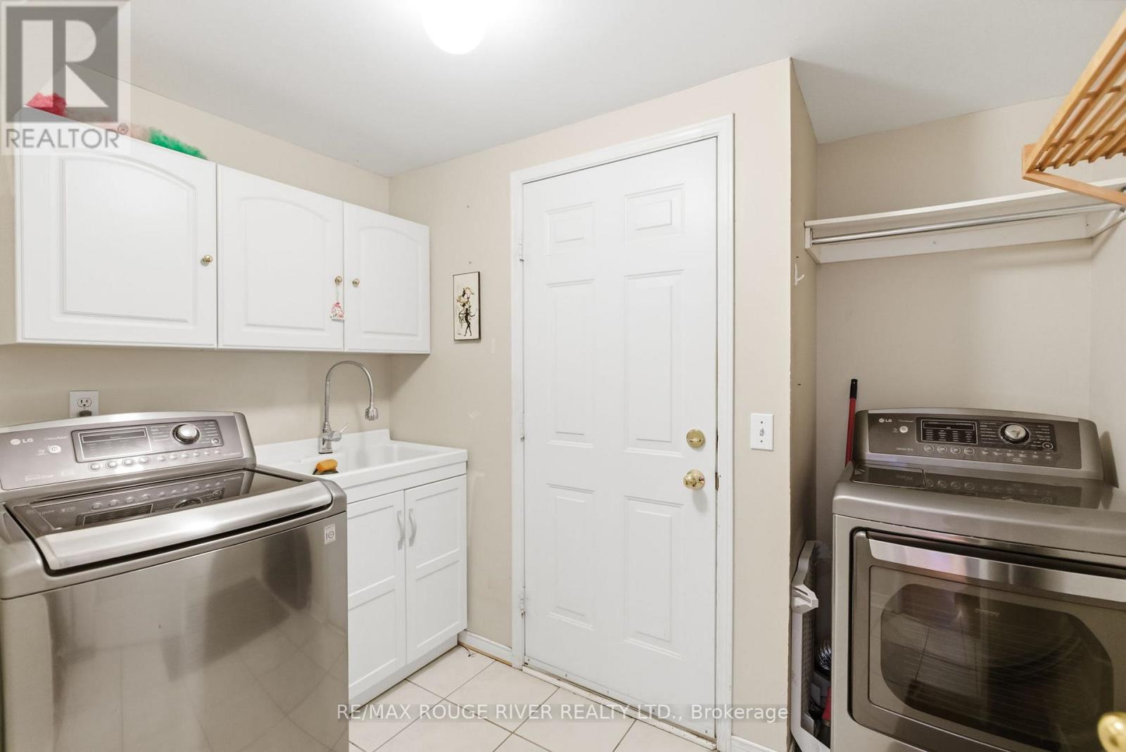 20 Twin Streams Road, Whitby (Williamsburg), Ontario  L1P 1N9 - Photo 21 - E13026142