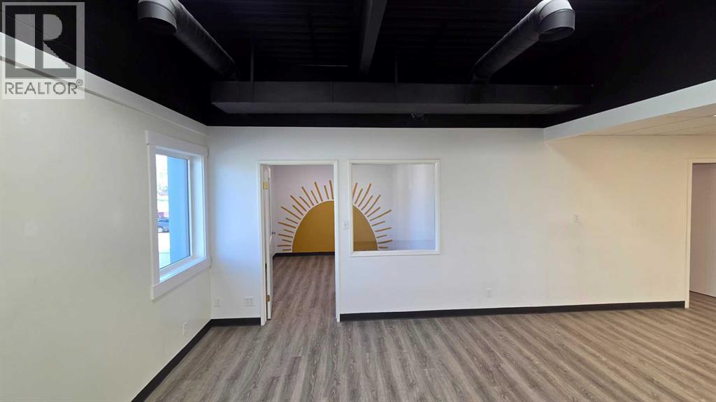 205, 7803 50 Avenue, Red Deer, Alberta  T4P 1M8 - Photo 3 - A2255923