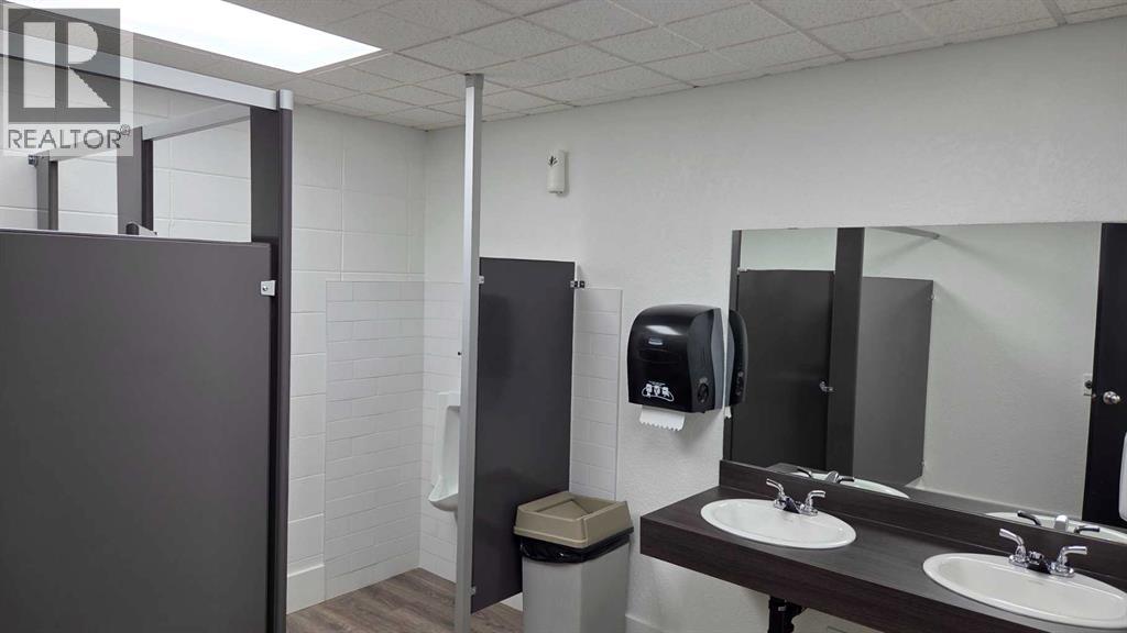 205, 7803 50 Avenue, Red Deer, Alberta  T4P 1M8 - Photo 8 - A2255923