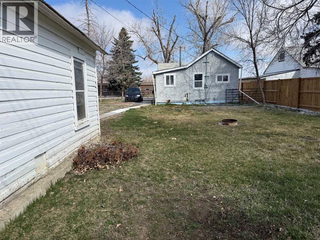 313 2 Avenue E, Bow Island, Alberta  T0K 0G0 - Photo 4 - A2302971