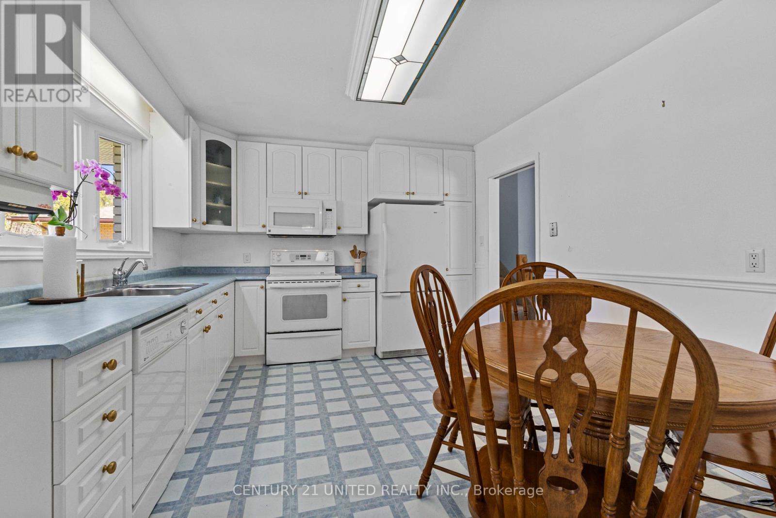 805 Highland Court, Peterborough, Ontario  K9H 5K1 - Photo 14 - X13026006