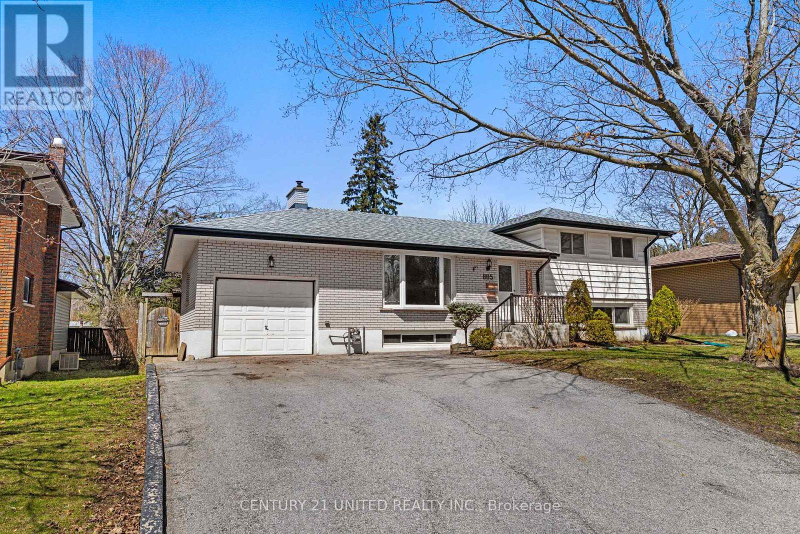 805 Highland Court, Peterborough, Ontario  K9H 5K1 - Photo 2 - X13026006