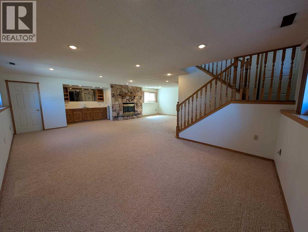 33 Rideau Close SE, Medicine Hat, Alberta  T1B 3X9 - Photo 29 - A2303499