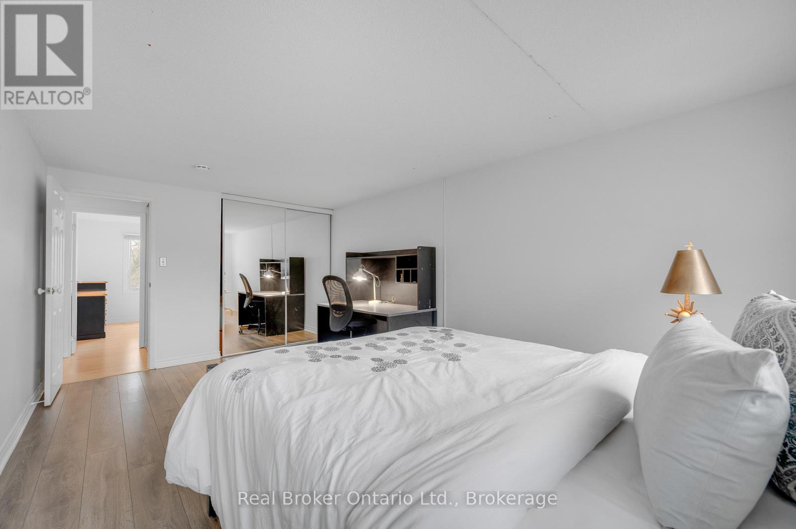 6366 Miller's Grove, Mississauga, Ontario  L5N 3M7 - Photo 33 - W12955318