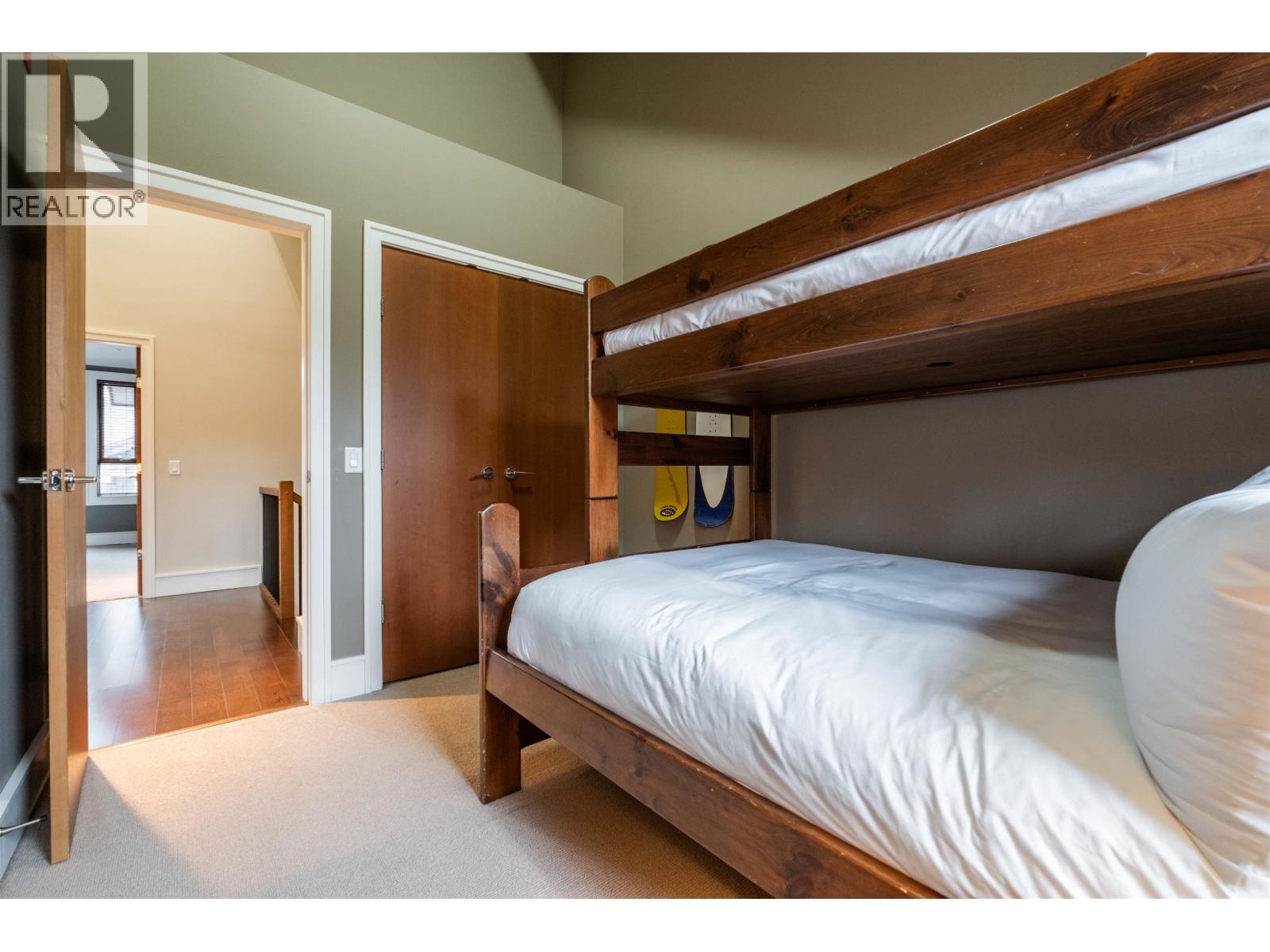 37 7124 Nancy Greene Drive, Whistler, British Columbia  V8E 0W9 - Photo 33 - R3113124