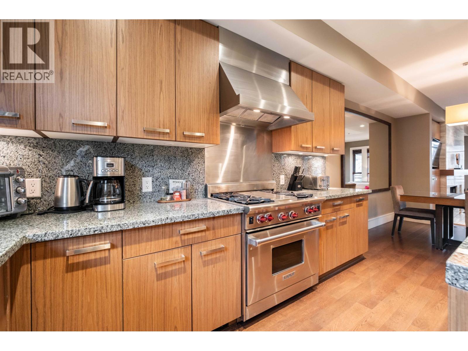 37 7124 Nancy Greene Drive, Whistler, British Columbia  V8E 0W9 - Photo 11 - R3113124