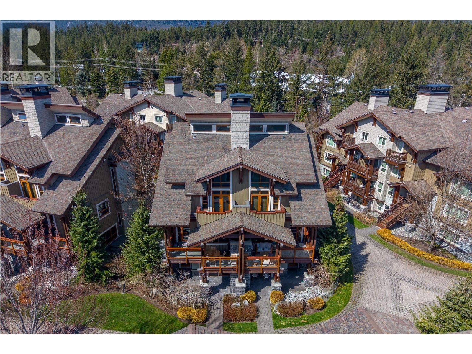 37 7124 Nancy Greene Drive, Whistler, British Columbia  V8E 0W9 - Photo 37 - R3113124