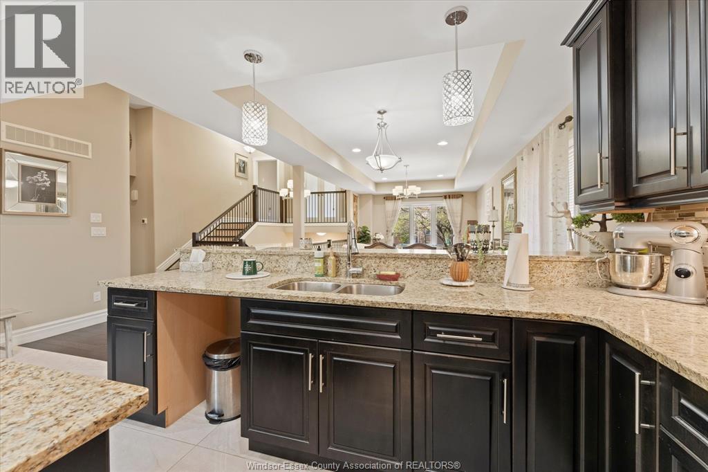 1960 Randolph, Windsor, Ontario  N9B 2W5 - Photo 13 - 26008774