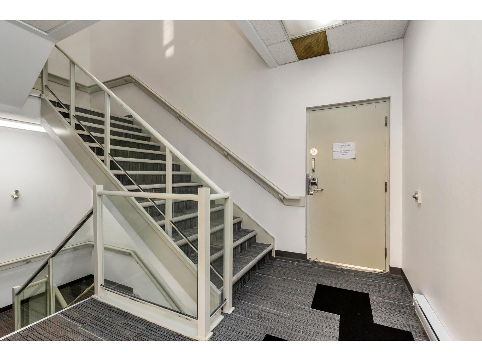 220 31935 South Fraser Way, Abbotsford, British Columbia  V2T 5N7 - Photo 5 - C8078080