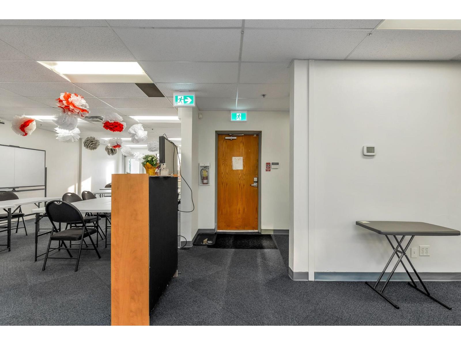 220 31935 South Fraser Way, Abbotsford, British Columbia  V2T 5N7 - Photo 6 - C8078080