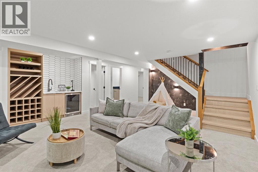 27 Glacier Drive SW, Calgary, Alberta  T3E 5A2 - Photo 25 - A2276893