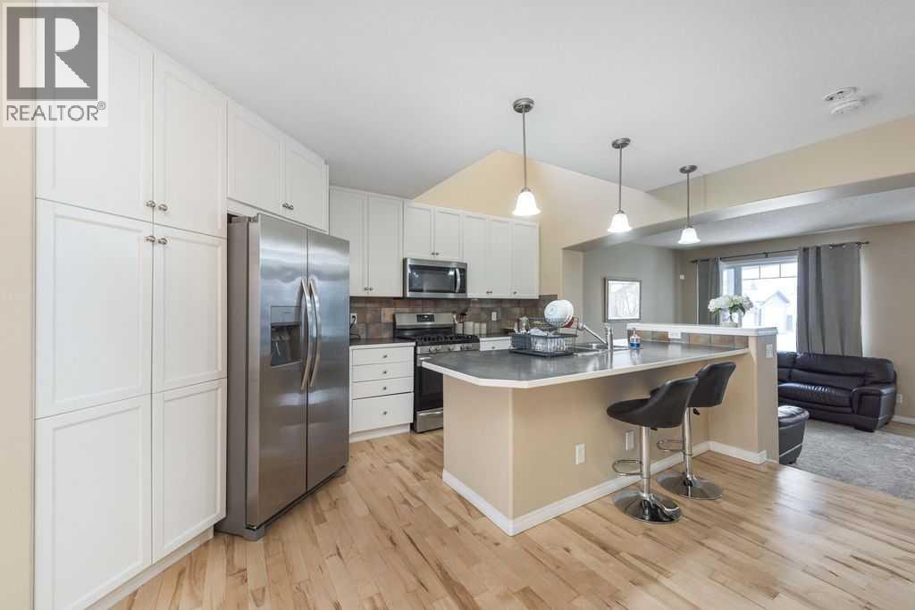 1005 New Brighton Gardens Se, Calgary, Alberta  T2Z 0Y1 - Photo 6 - A2296095