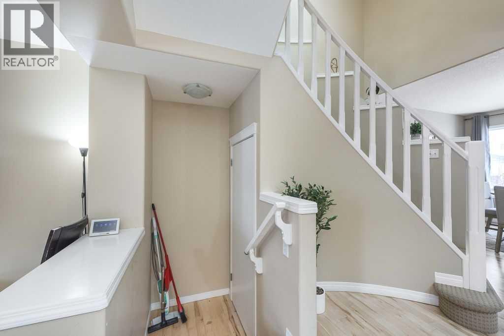 1005 New Brighton Gardens Se, Calgary, Alberta  T2Z 0Y1 - Photo 10 - A2296095