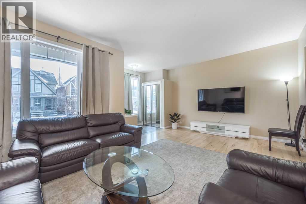 1005 New Brighton Gardens Se, Calgary, Alberta  T2Z 0Y1 - Photo 5 - A2296095